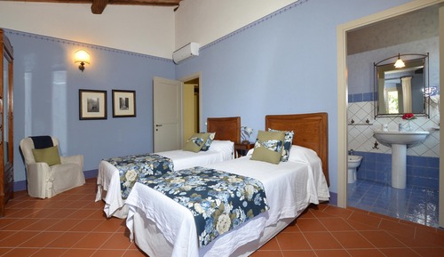 Family Villa, Multiple Bedrooms, Mountainside (Villa Paradiso 12)