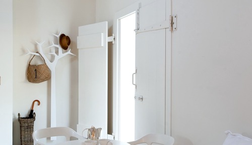 One Bedroom Garden Cottage Suite