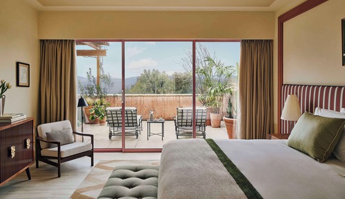 Suite (Etruria)