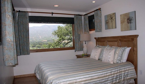 Room, Multiple Beds (Sky Suite; No Television)