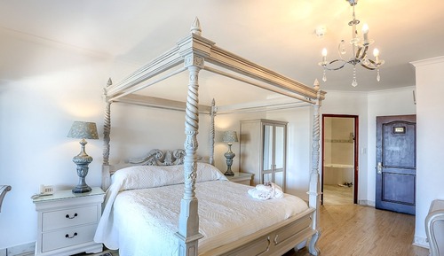 1st Floor-Honeymoon-Partial Sea View