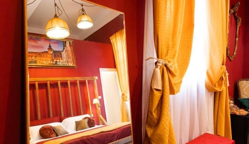 Deluxe Double Room, 1 Queen Bed, Pool View