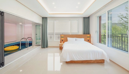Basic Room, 1 Bedroom (Laonhaje Room 201(BBQ/Pool₩50k))