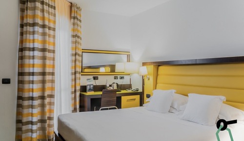 Classic Double Room