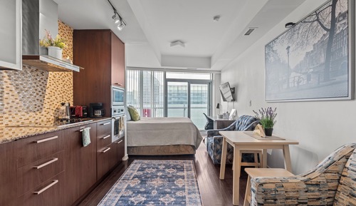 Design Studio, 1 Queen Bed, Kitchen, Lake View
