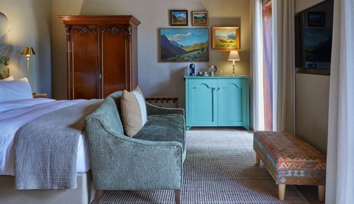 Manor House Superior Room