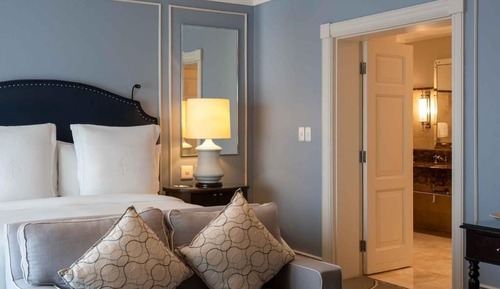 Panoramic View Premier Room