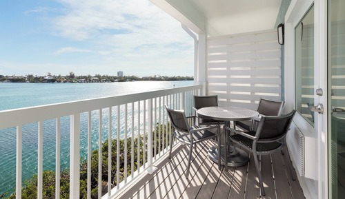 Suite, 1 King Bed with Sofa bed, Bay View