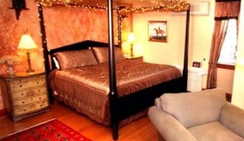 Deluxe Single Room, 1 King Bed with Sofa bed