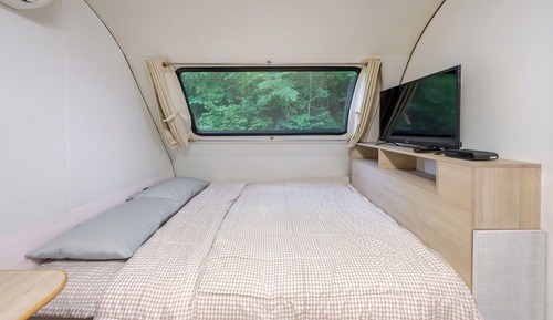 Basic Room, 1 Bedroom (Caravan1)
