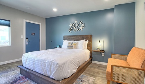 Deluxe Room, 1 Queen Bed