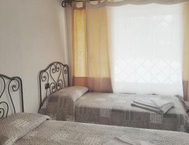 Deluxe Family Suite