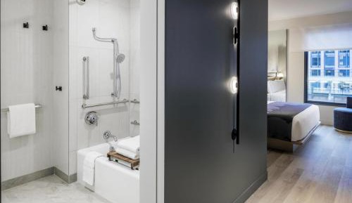 Premium King Room