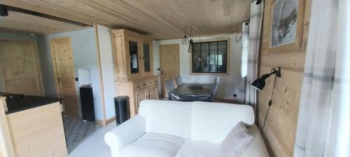 Two-Bedroom Deluxe Apartment with Garden View