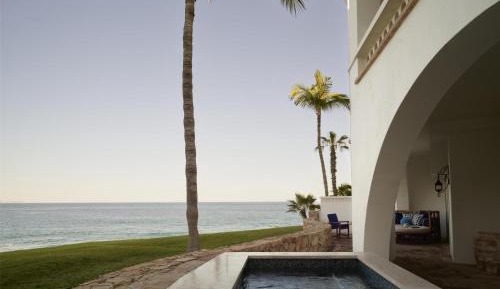 Oceanfront Suite with Plunge Pool