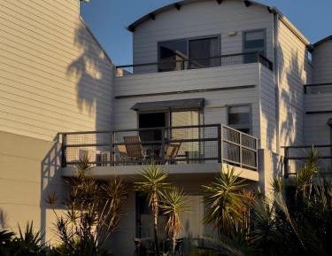 Studio with Bay View 