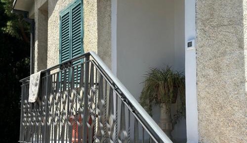 Three-Bedroom Premium Apartment with Balcony