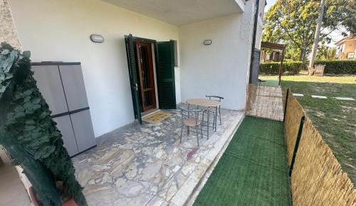 One-Bedroom Apartment with Garden View
