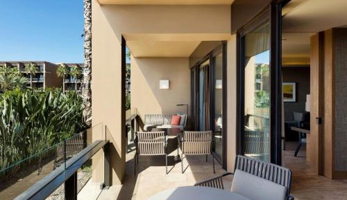 Luxury Umey King Suite with Resort View and Sofa Bed