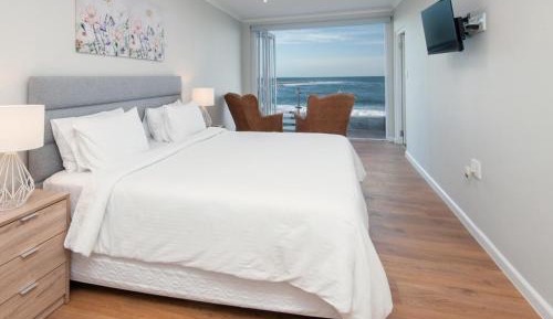 Deluxe King Suite