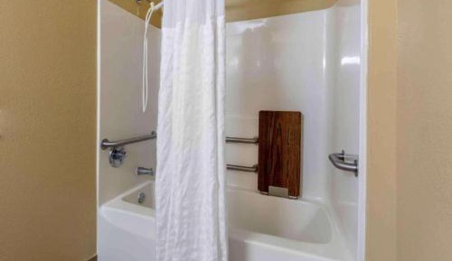 1 Queen Bed | Non-Smoking, Kitchen, Sofa-Bed