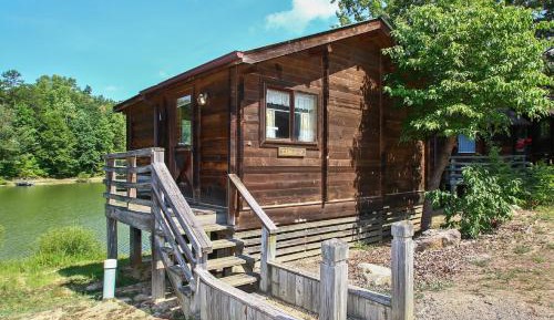 One-Bedroom Cabin