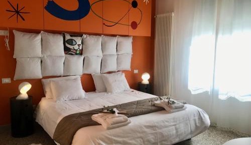 Deluxe Double or Twin Room with Balcony