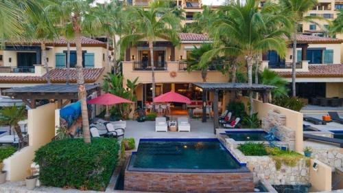 Villa - Beach Front