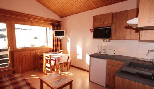 Apartment (5 Adults)