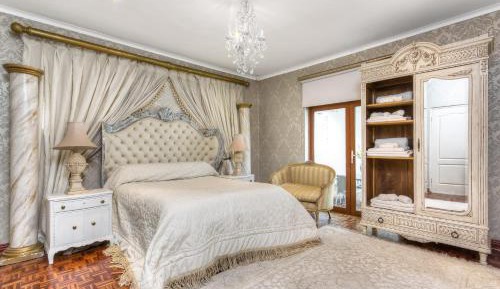 One-Bedroom Villa