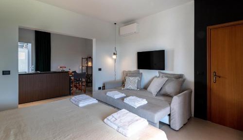 Triple Room with Private Bathroom