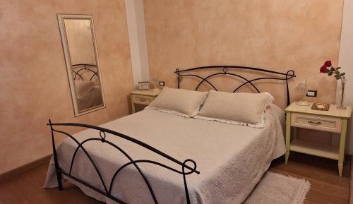 Deluxe Double Room (2 Adults + 1 Child)