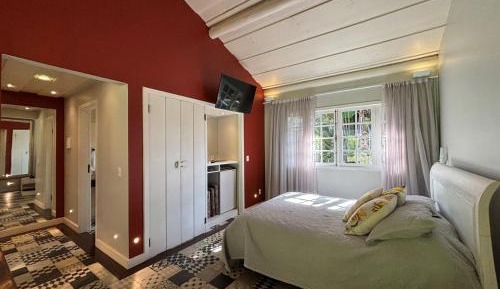 Superior Bungalow
