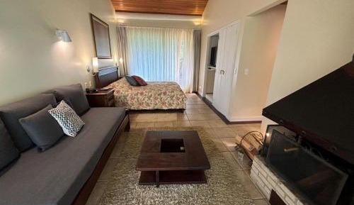 Deluxe Suite with Spa Bath