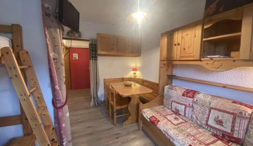 Apartment (4 Adults)