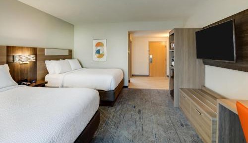 Standard Room with Two Queen Beds
