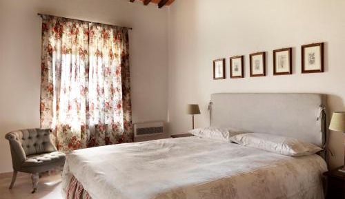 One-Bedroom Apartment (4 Adults)