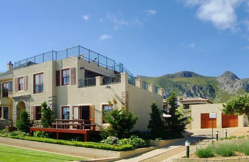 Voelklip Hotel | Lavender Manor Guest Lodge