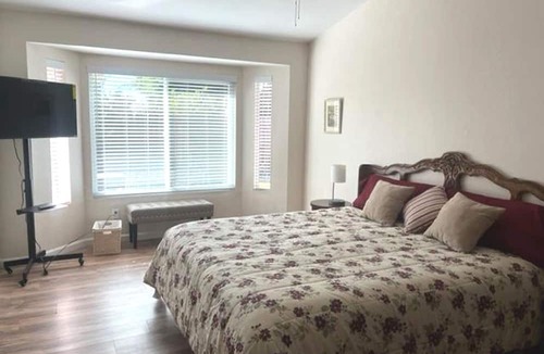 Camarillo House | Comfortable 2-bedroom house with dedicated office space in serene Camarillo