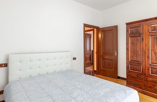 Masero House | Vacation Home "Tra Liguria E Toscana" with Mountain View, Private Terrace & Wi-Fi