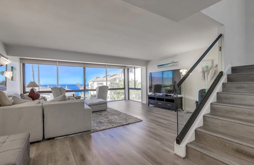 South Laguna House | Ocean Front Townhome 3 BR 3 BA 2 car garage fully furnished, South Laguna beach