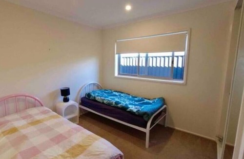 Moncrieff House | Entire 4 BR House In Moncrieff Close To Playground