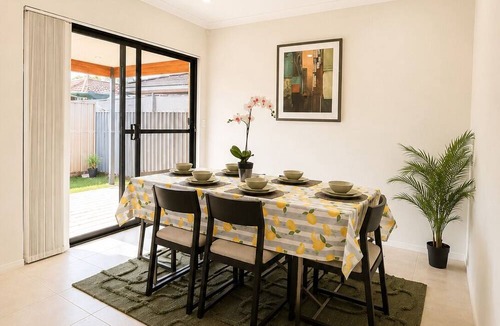 Bassendean House | Modern Oasis | 3BR Home