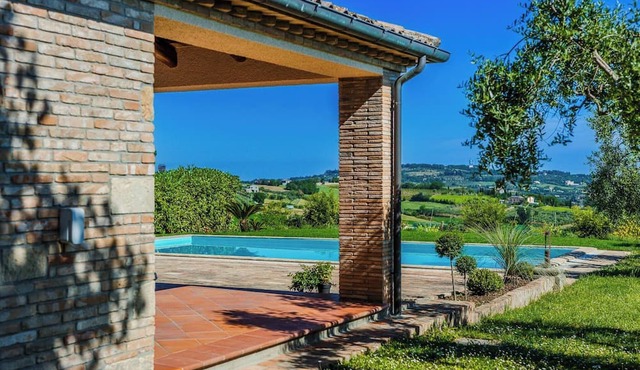 La Dolce Villa with the sea view, outdoor pool, tennis court and splendid garden