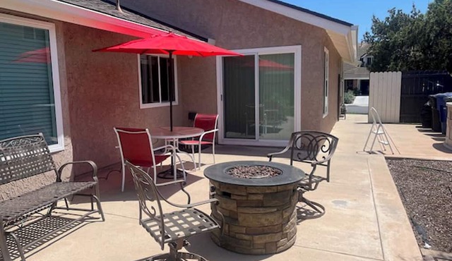 Comfortable 2-bedroom house with dedicated office space in serene Camarillo