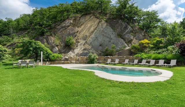 Rustic villa Torre delle Rose in Umbria
