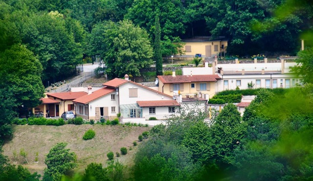 Homerez - Beautiful house for 2 ppl. with shared pool at Gattaia