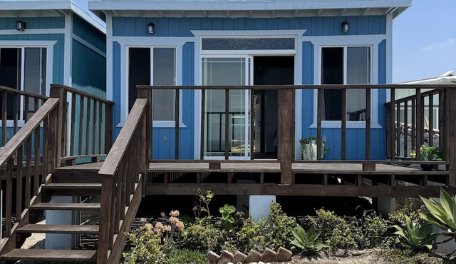 Beautiful Oceanfront Bungalow Nestled in Tranquil Surf Camp 30min past Rosarito
