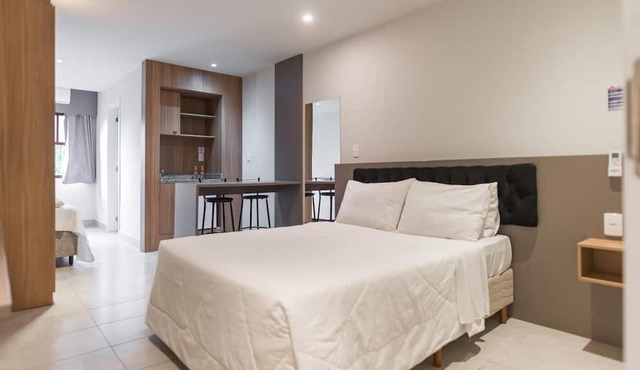 Superior Suite | Pool, BBQ, Hot Tub & 3.8 mi to Three Peaks State Park