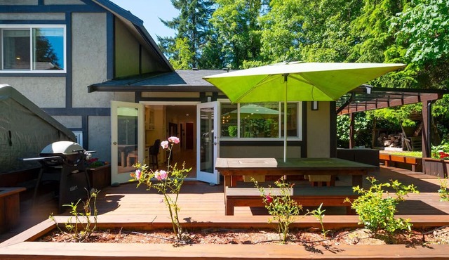 Private Luxury Retreat, Hot Tub, Golf & Mountain Adventures, 25 Min to Downtown